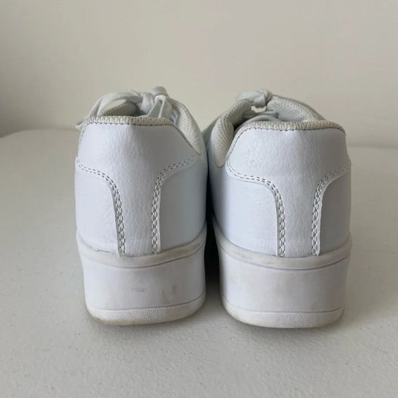 No Boundaries women’s white fashion sneakers — size 6.5 - Picture 3 of 6